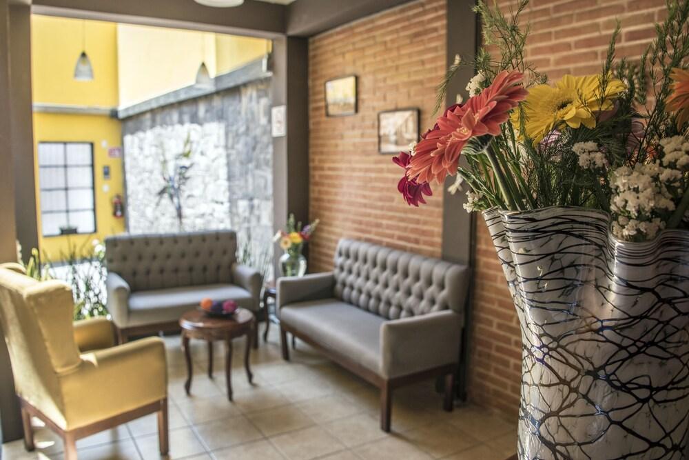 Hotel Casa Aurora Querétaro Екстериор снимка